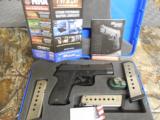 SIG / SAUER
220-R
DAK,
PRE-OWNER
ALMOST
NEW,
SEE
PIC.,
45 ACP,
3- MAGAZINES,
NIGHT
SIGHTS,
""" ALMOST NEW ""&quo - 1 of 23