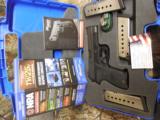SIG / SAUER
220-R
DAK,
PRE-OWNER
ALMOST
NEW,
SEE
PIC.,
45 ACP,
3- MAGAZINES,
NIGHT
SIGHTS,
""" ALMOST NEW ""&quo - 19 of 23