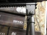 BIPOD,
NcSTAR,
WITH
QUICK
RELEASE
WEAVER,
HIGHT:
8.5" - 11.5",
FACTORY
NEW
IN
BOX. - 5 of 16