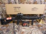 HI - POINT
9 - M M
CARBINE
G995- BLACK,
10 ROUND MAGAZINE,
FRONT
FOLDING
GRIP,
PRESSURE
SWITCH
LIGHT,
RED DOT SCOPE, & MORE,
NEW
IN
BOX - 2 of 25