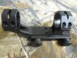 SCOPE ONE PICE MOUNT FOR YOUR PICATINNY
RAIL,
AR-15's,
AK-47's,
HUNTING
RIFLES,
SNIPPER
RIFLES,
- 5 of 16