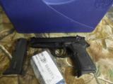 BERETTA
92
COMPACT,
9 - M M,
DECOCK / SAFETY,
2 - 13 + 1
ROUND
MAGAZINES,
WHITE
DOT
COMBAT
SIGHTS,
FACTORY
NEW
IN
BOX - 4 of 21