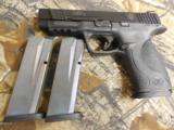 S&W
M&P
45 A.C.P,.
PRE-OWNED,
ALMOST
NEW,
NIGHT
SIGHT,
3 - 10 + 1 ROUND MAGAZINES,
HARD
CASE, NO
DISAPPOINTMENT
HERE,
SEE
PICTURES!!! - 2 of 25