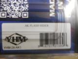 MUZZLE
FOR
AK-47,
FLASH
HIDER,
YHM-28-AK1,
M14X1 LH
THREADS,
TOOTHED
END
OR
SMOOTH
END
FACTORY
NEW
IN
BOX - 8 of 16