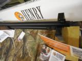 HENRY
410
LEVER
ACTION
SHOTGUN,
24" BARREL,
5 ROUNDS,
# H018410,
SHELLS
SIZE 2.5",
WALNUT,
FACTORY
NEW
IN
BOX.!!!! - 4 of 25