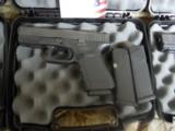 GLOCK
G-23,
GEN - 4,
40 S&W
PREOWNED,
EXCELLENT
CONDITION,
3 - 13
ROUND
MAGAZINES,
NIGHT
SIGHTS,
HARD
PLASTIC
CASE - 8 of 23