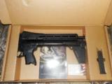 KEL-TEC
SUB 2000
G240SW 13RD,
GLOCK 23,
40S&W,
USES
MOST DOUBLE
STACK
MAGAZINES,
- 2 of 17