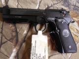 BERETTA
96 A1,
USA,
Single / Double 40
S& W,
4.9" BARREL, 3 -12+1 RD.
MAGAZINES, Black Synthetic Grip Black Bruniton
FACTORY NEW
IN
BOX - 5 of 25