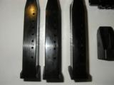 BERETTA
92-A1,
9-MM,
3-17
ROUND
MAGAZINES,
COMBAT SIGHTS,
4.9"
BARREL.
ITALY,
FACTORY
NEW
IN
BOX - 10 of 21