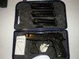 BERETTA
92-A1,
9-MM,
3-17
ROUND
MAGAZINES,
COMBAT SIGHTS,
4.9"
BARREL.
ITALY,
FACTORY
NEW
IN
BOX - 14 of 21