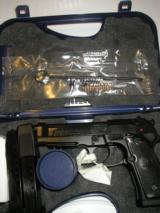 BERETTA
92-A1,
9-MM,
3-17
ROUND
MAGAZINES,
COMBAT SIGHTS,
4.9"
BARREL.
ITALY,
FACTORY
NEW
IN
BOX - 1 of 21