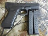GLOCK
G-31,
NIGHT
SIGHTS,
PREOWNED,
EXCELLENT
CONDITION,
357
SIG,
3 -15
ROUND
MAGAZINES,
HARD
CASE,
- 2 of 25