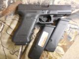 GLOCK
G-31,
NIGHT
SIGHTS,
PREOWNED,
EXCELLENT
CONDITION,
357
SIG,
3 -15
ROUND
MAGAZINES,
HARD
CASE, - 7 of 25