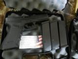 GLOCK
G-31,
NIGHT
SIGHTS,
PREOWNED,
EXCELLENT
CONDITION,
357
SIG,
3 -15
ROUND
MAGAZINES,
HARD
CASE, - 4 of 25