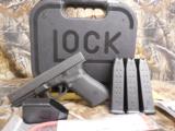GLOCK
G-21 GEN-4,
PRE OWNED, BUT AS CLOSE TO NEW THAT YOU CAN GET WITH ALL ORIGINAL EVERYTHING & CASE, - 6 of 24
