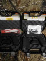 GLOCK
G-22,
GEN - 4,
40 S&W
PREOWNED,
EXCELLENT
CONDITION,
3 - 15
ROUND
MAGAZINES,
NIGHT
SIGHTS,
HARD
PLASTIC
CASE - 4 of 20