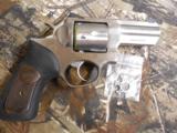 RUGER
REVOLVER
GP100,
S/S, 10-MM,
WILED
CLAPP.
STAINLESS
STEEL, 3" BARREL,
FIBER OPTIC
ADJUSTABLE
SIGHTS
FACTORY
NEW
IN
BOX - 6 of 24