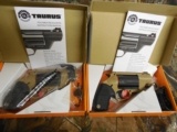 TAURUS
45-410
Public Defender,
TAN,
2"
BARREL,
5
ROUNDS,
SIGHTS: Front: Red Fiber Optic, Rear: Notched,
FACTORY
NEW
IN
BOX - 2 of 20