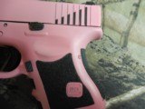 GOLCK G-27 CUSTON,
GEN-3
, LIKE NEW!!!
, JUST
CERKOTED
(MUDDY GIRL ,
NIGHT
SIGHTS,
3-MAGAZINES, ALL PAPER WORK & GLOCK
CASE !!! - 10 of 25