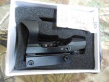 ELECTRO DOT SIGHT, RED / GREEN
MULTI
SIGHTS, 1X,
33MM,
1MOA,
WITH
MOUNT F OR
RAIL
GUNS,
BATTERY INC.
NEW
IN
BOX. - 1 of 17