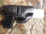 HOLSTER,
DESANTIS
INSIDER
HOLSTER
IWB
RH,
LEATHER,
FOR
THE
SIG P365,
BLACK,
FACTORY
NEW
IN
BOX. - 8 of 15