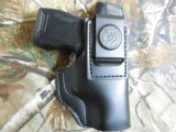 HOLSTER,
DESANTIS
INSIDER
HOLSTER
IWB
RH,
LEATHER,
FOR
THE
SIG P365,
BLACK,
FACTORY
NEW
IN
BOX. - 6 of 15