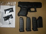GLOCK
G- 26,
GENERATION
4,
FS,
9-MM,
WHITE
OUTLINE
SIGHTS,
3 -10+1 - ROUND
MAGAZINES,
INTERCHANGABLE BACKSTRAPS,
FACTORY
NEW
IN
BOX - 3 of 21