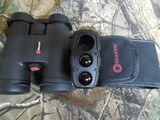 SIMMONS,
BINOCULAR
/
RANGEFINDER
COMBO,
SIMMONS 10X42/VOLT 600,
WITH
CARRING
CASE,
FACTORY
NEW
IN
BOX !!!!!!!!!! - 10 of 20