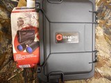 SIMMONS,
BINOCULAR
/
RANGEFINDER
COMBO,
SIMMONS 10X42/VOLT 600,
WITH
CARRING
CASE,
FACTORY
NEW
IN
BOX !!!!!!!!!! - 2 of 20