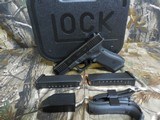 GLOCK
G - 45,
GEN.5,
9-MM,
THE
NEWEST
GLOCK
THATS
OUT
TO
DATE,
WITH
FRONT
SERRATIONS,
3 - MAGAZINES,
FACTORY
NEW
IN
BOX - 3 of 20