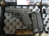 GLOCK
G-23,
GEN - 3,
40 S&W
PREOWNED,
EXCELLENT
CONDITION,
3 - 13
ROUND
MAGAZINES,
WHITE
OUT LINE
SIGHTS,
GLOCK
PLASTIC
CASE - 7 of 22