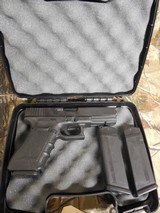 GLOCK
G-21,
GEN - 3,
45 ACP,
PREOWNED,
EXCELLENT
CONDITION,
3 - 15
ROUND
MAGAZINES,
NIGHT
SIGHTS,
HARD
PLASTIC
CASE - 1 of 17