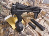 KEL-TEC
SUB-2000, GLK-17,
9 - MM,
BLACK,
USES
GLOCK
MAGAZINES.
FOLDING
RIFLE,
COMES
WITH ONE
17
ROUND
MAGAZINE,
FACTORY
NEW
IN
BOX - 21 of 25