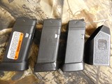 GLOCK G-30, 45 ACP,
COMPACT,
GEN-3,
NIGHT
SIGHTS,
3 - 10
ROUND
MAGAZINES, GLOCK CASE, ALL PAPER
WORK, CLEANER
ROD WITH
BRUSH.
ALMOST
NEW ! - 12 of 20