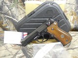 BROWNING
BDA,
.380
ACP
13 + 1
ROUND
MAGAZINE,
THUMB
SAFETY,
MADE
IN
1981,
WOOD
GRIPS,
EXCELLENT
CONDITION, - 3 of 23