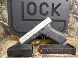 GLOCK
G-43X,
NIGHT
SIGHTS,
2- 10 + 1
ROUND
MAGAZINES,
SILVER
SLIDE,
BLACK
FRAME,
PX435SL701,
FACTORY
NEW
IN
BOX .. - 3 of 20