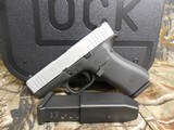 GLOCK
G-43X,
9-MM,
2- 10 + 1
ROUND
MAGAZINES,
SILVER
SLIDE,
BLACK
FRAME,
WHITH
COMBAT
SIGHTS,
FACTORY
NEW
IN
BOX .. - 4 of 25