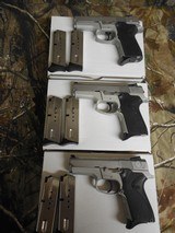 S&W
9 - MM
S / S,
MODEL 6946,
PRE-OWNED,
VERY GOOD
CONDITION,
COMBAT
SIGHTS,
3 - 13
ROUND
MAGAZINES,
3-DAY
INSPECITION
RETURN - 1 of 23