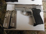 S&W
9 - MM
S / S,
MODEL 6946,
PRE-OWNED,
VERY GOOD
CONDITION,
COMBAT
SIGHTS,
3 - 13
ROUND
MAGAZINES,
3-DAY
INSPECITION
RETURN - 3 of 23