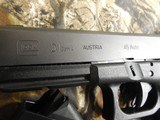 GLOCK
G-21,
45
A.C.P.,
PREOWNED,
ALMOST
NEW,
NIGHT
SIGHTS,
3 - 13 + 1 ROUND
MAGAZINES,
ORIGINAL
BOX &
MANUAL.
REAL
NICE !!!! - 8 of 22