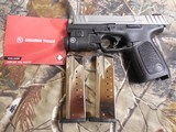 Smith & Wesson 13051 SD40 VE Crimson Trace Rail Master 40 S&W 4" 14+1 Black Stainless Steel, Textured Polymer Grip - 14 of 20
