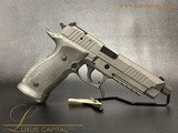 SIG Sauer P226 X-Five Tactical SA/DA Grey - 5 of 13