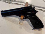Beretta - 7 of 10