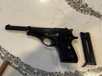 Beretta - Image 1 of 8