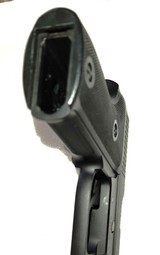 Sig Sauer P225 with 3 factory Dovetail Mags.
VG Condition - 4 of 12