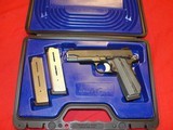 DAN WESSON V-BOB VALOR BOBTAIL 45acp