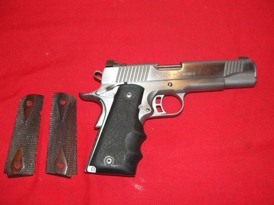 KIMBER 1911 STAINLESS GOLD MATCH II 40S&W