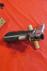 KIMBER 1911 STAINLESS GOLD MATCH II 40S&W - 10 of 16