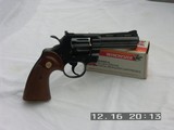 Colt Python .357 Magnum - 8 of 15