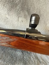Weatherby Mark V Deluxe 300 Magnum GEN 1 Deluxe German Prod. & 6 Boxes Ammo - 11 of 14